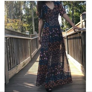 Long Dress with Flower Pattern.